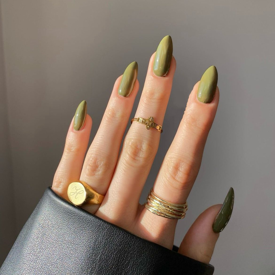 Vert olive UV